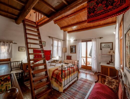 Agapis Charming Retreat